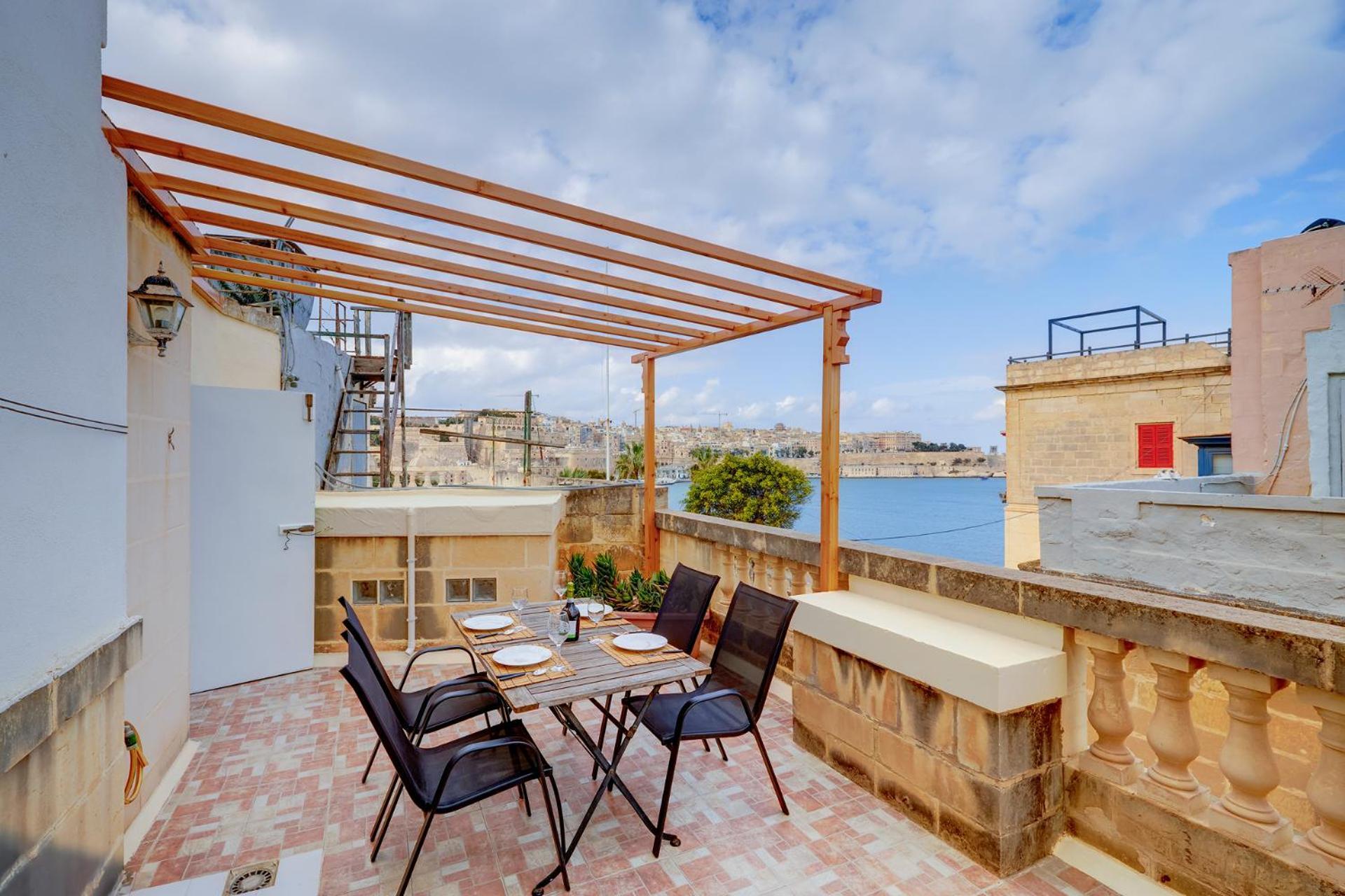 Traditional Maltese Townhouse, Roof Terrace And Views Senglea Exteriér fotografie