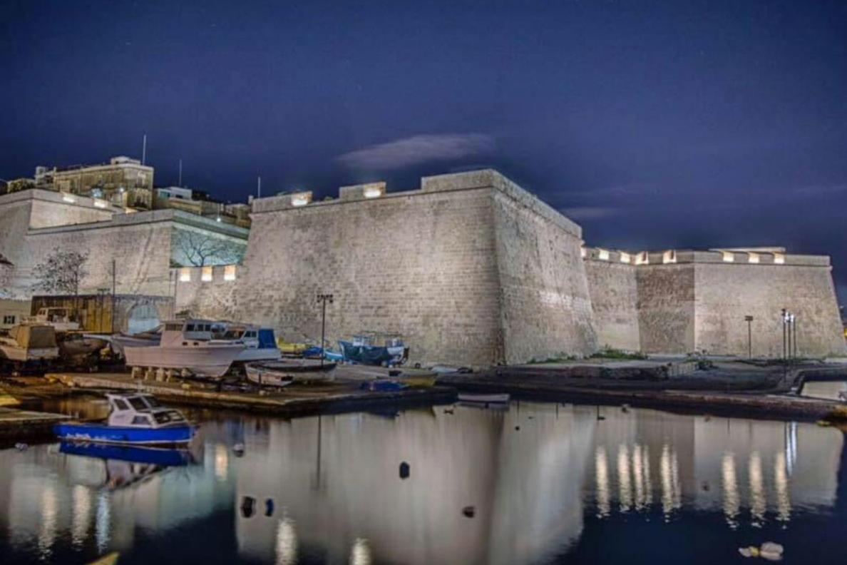 Traditional Maltese Townhouse, Roof Terrace And Views Senglea Exteriér fotografie