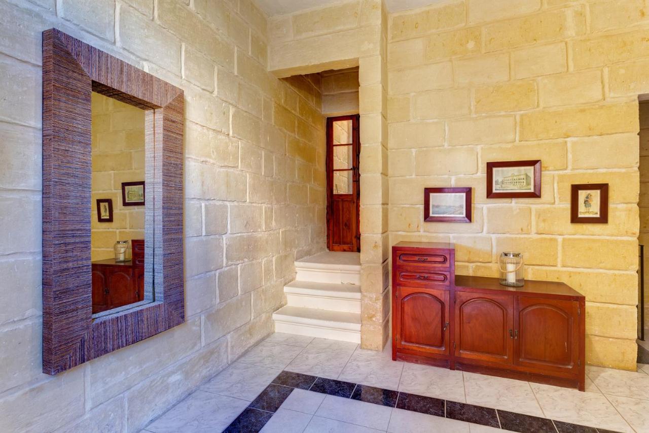 Traditional Maltese Townhouse, Roof Terrace And Views Senglea Exteriér fotografie